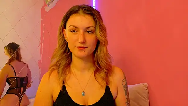 Snapshot of Anaayss_ chatting on 11.10.25 Anaayss online show from 11.10.25