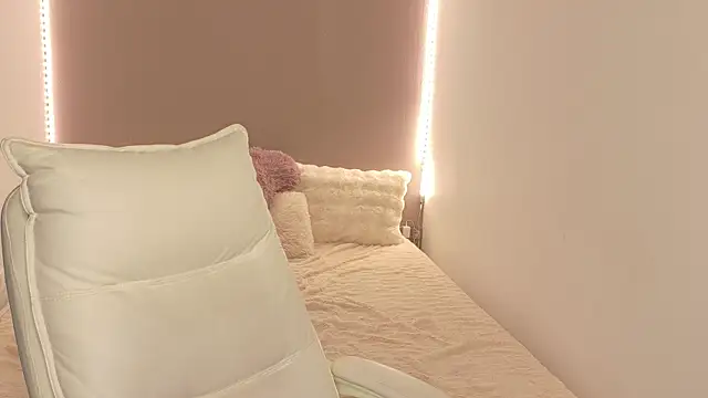 Anaayss  online show from 07.27.26