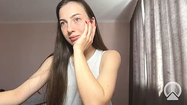 Snapshot of Prettyyy_Angel chatting on 10.17.25 Prettyyy Angel online show from 10.17.25