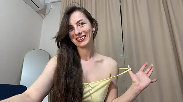 Snapshot of Prettyyy_Angel chatting on 05.24.26 Prettyyy Angel online show from 05.24.26