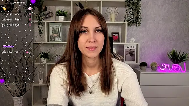 Snapshot of DreamVelour chatting on 11.03.25 DreamVelour online show from 11.03.25