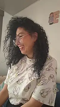 Snapshot of LondonHilton chatting on 03.02.26 LondonHilton online show from 03.02.26