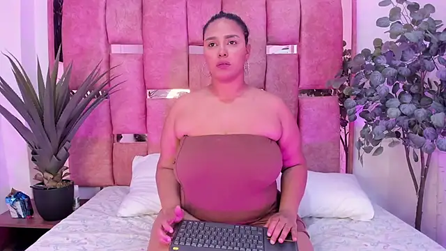 afrodita-Stone online show from 01.19.26