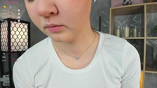 ElenoreReth online show from 11.26.25