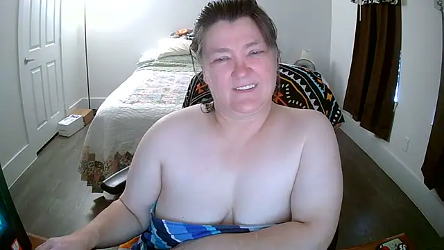 Snapshot of Buggy1965 chatting on 10.14.25 Buggy1965 online show from 10.14.25