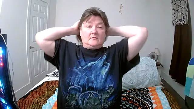 Snapshot of Buggy1965 chatting on 11.12.25 Buggy1965 online show from 11.12.25