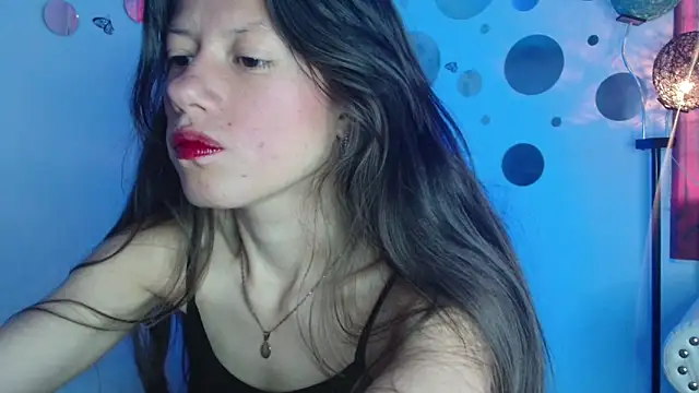 Nina Roser online show from 09.26.25