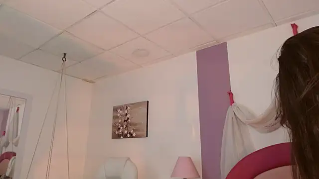 Kata Rosse online show from 10.12.25