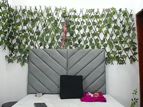 vlunaper online show from 10.31.25