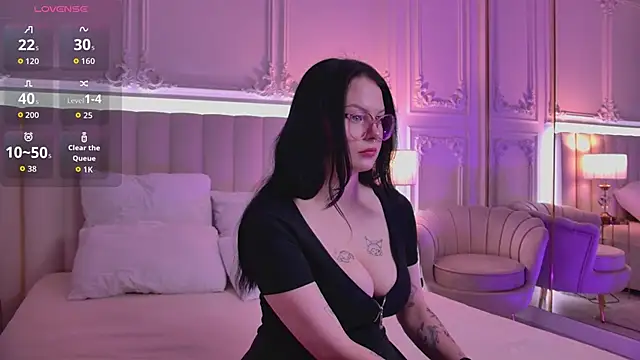 Cindy Mills online show from 09.23.25