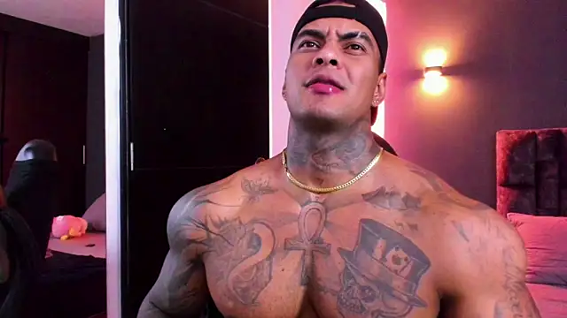 Snapshot of binmontana_ chatting on 02.09.26 binmontana online show from 02.09.26