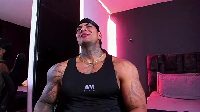 Snapshot of binmontana_ chatting on 02.10.26 binmontana online show from 02.10.26