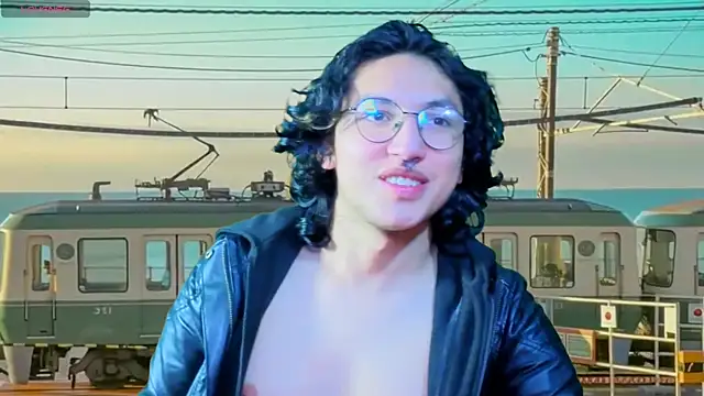 Snapshot of -BlueOpal- chatting on 10.08.25 -BlueOpal- online show from 10.08.25