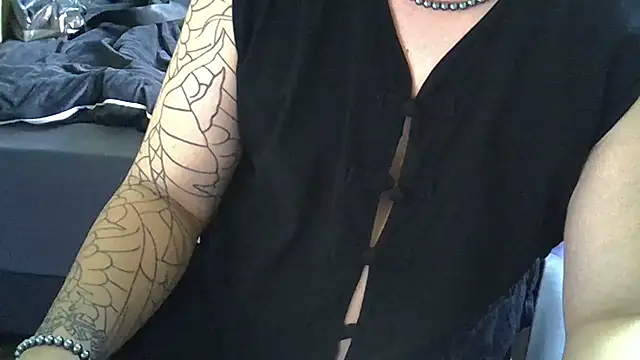 CAOSLOAD online show from 10.17.25