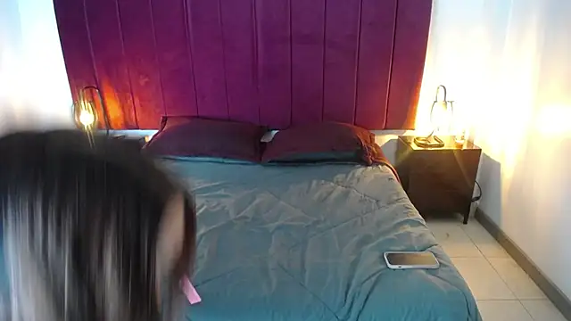 Pamela Johnsn online show from 10.10.25