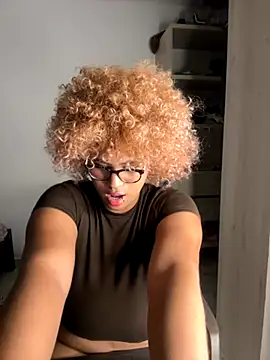 niki wild18 online show from 09.29.25