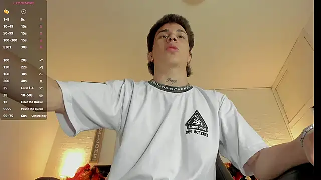 Snapshot of iammariano chatting on 12.23.25 iammariano online show from 12.23.25