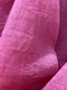 Snapshot of aditi_singh15 chatting on 10.15.25 aditi singh15 online show from 10.15.25