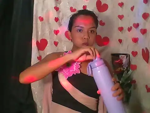 Snapshot of Kim25xxxx chatting on 02.20.26 Kim25xxxx online show from 02.20.26