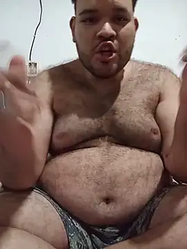 Snapshot of big_bearr chatting on 06.19.26 big bearr online show from 06.19.26