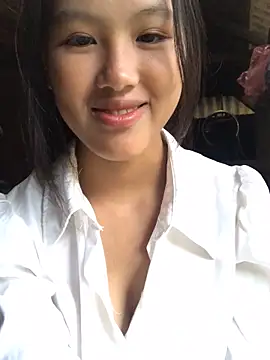 Snapshot of Mai_lovely chatting on 09.29.25 Mai lovely online show from 09.29.25