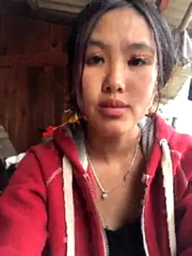 Snapshot of Mai_lovely chatting on 11.05.25 Mai lovely online show from 11.05.25