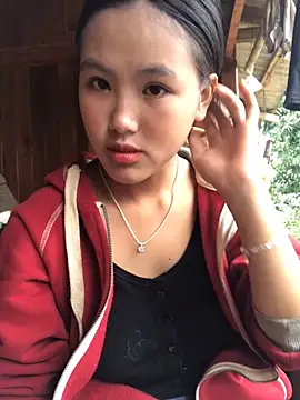 Snapshot of Mai_lovely chatting on 11.06.25 Mai lovely online show from 11.06.25