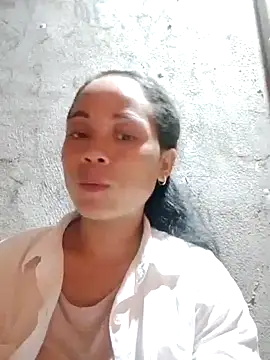 Snapshot of Bonnie-sexy chatting on 10.05.25 Bonnie-sexy online show from 10.05.25