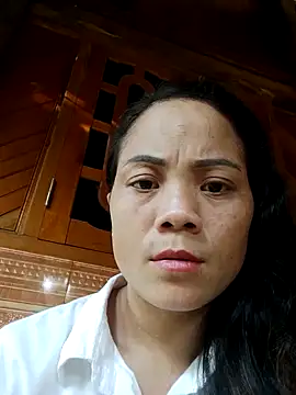 Snapshot of Bonnie-sexy chatting on 10.11.25 Bonnie-sexy online show from 10.11.25