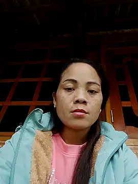 Snapshot of Bonnie-sexy chatting on 10.15.25 Bonnie-sexy online show from 10.15.25