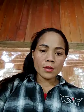 Snapshot of Bonnie-sexy chatting on 10.17.25 Bonnie-sexy online show from 10.17.25