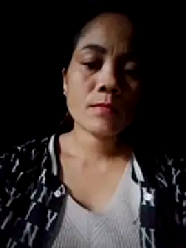 Snapshot of Bonnie-sexy chatting on 11.03.25 Bonnie-sexy online show from 11.03.25