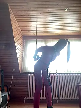 Snapshot of imslutforanyone chatting on 11.07.25 imslutforanyone online show from 11.07.25