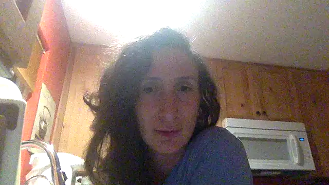 Ysolmera online show from 10.04.25