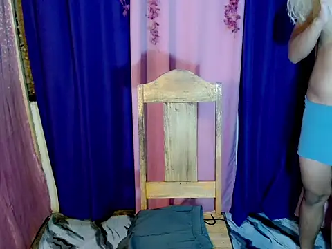 lustfull glacy online show from 03.03.26