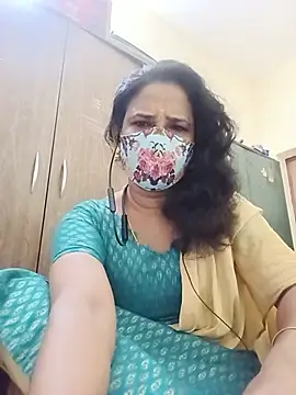 Snapshot of tamil_Boomika chatting on 06.21.26 tamil Boomika online show from 06.21.26