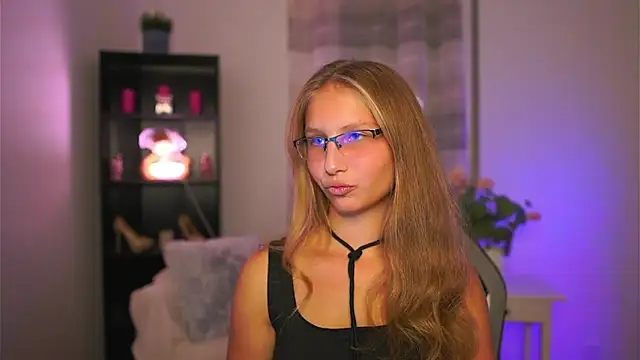 emmie murray online show from 10.10.25