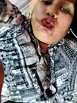 Snapshot of Punjabi_Jatni chatting on 10.23.25 Punjabi Jatni online show from 10.23.25