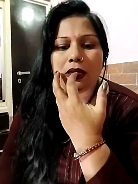 Snapshot of Punjabi_Jatni chatting on 11.15.25 Punjabi Jatni online show from 11.15.25