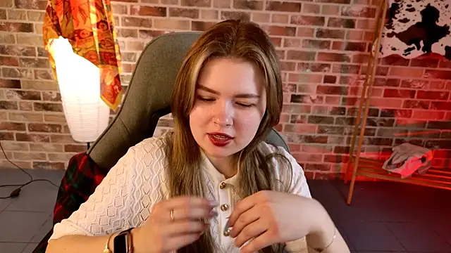 HaleySun online show from 10.09.25