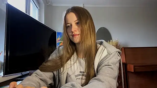 DarlenaRhett online show from 09.30.25