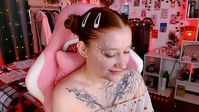 Ayla Hicks online show from 12.01.25