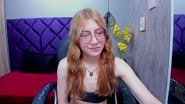 ChloeCampbell03 online show from 10.07.25