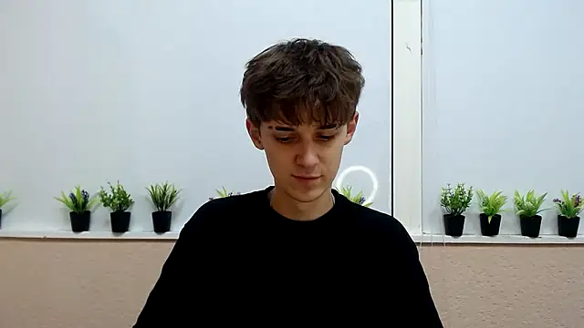 Snapshot of Hoot_Dude_ chatting on 10.18.25 Hoot Dude online show from 10.18.25