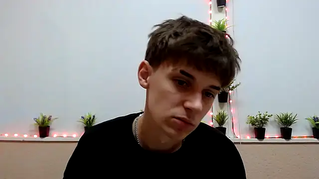 Snapshot of Hoot_Dude_ chatting on 10.27.25 Hoot Dude online show from 10.27.25