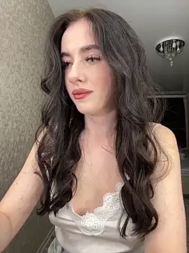 Milla Moore online show from 09.24.25