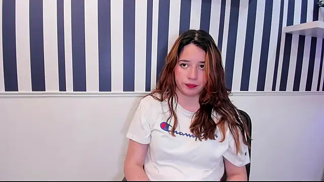 Dani Velasquez online show from 10.07.25