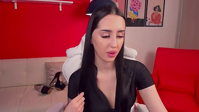 Snapshot of LisaFoxie chatting on 11.18.25 LisaFoxie online show from 11.18.25