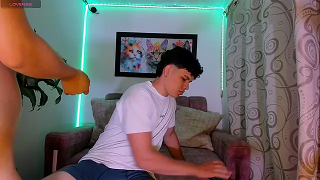 Cream Jock online show from 10.21.25