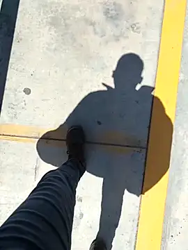 Snapshot of Gigolo31per31 chatting on 10.23.25 Gigolo31per31 online show from 10.23.25